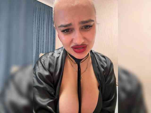 Sweetgirl31111 webcam