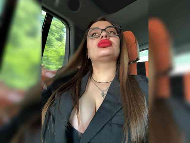 Sweetgirl31111 webcam