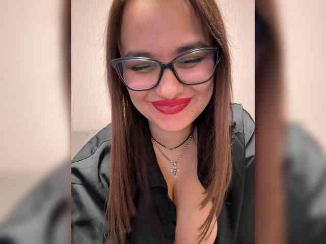 Sweetgirl31111 webcam