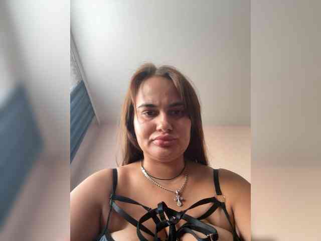 Sweetgirl31111 webcam