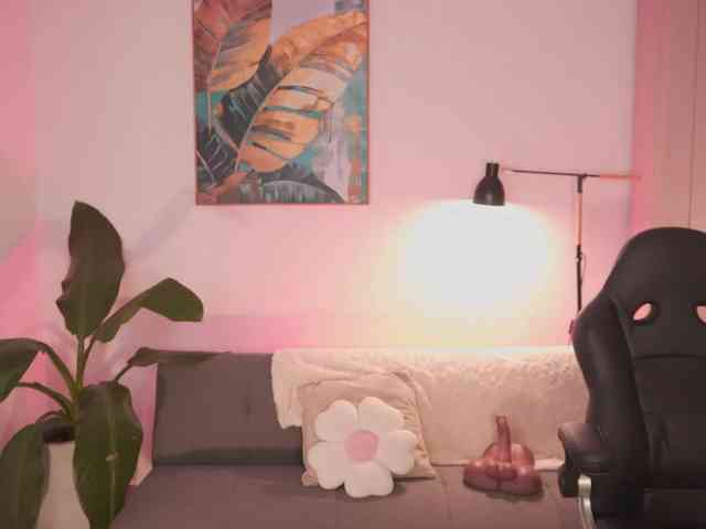 SaraWinstone1 webcam