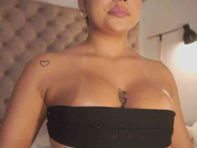 SaraWinstone1 webcam