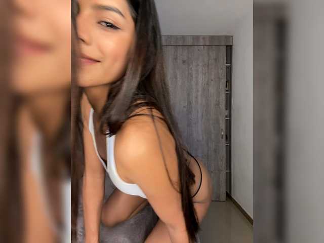 isabella-1 live sex