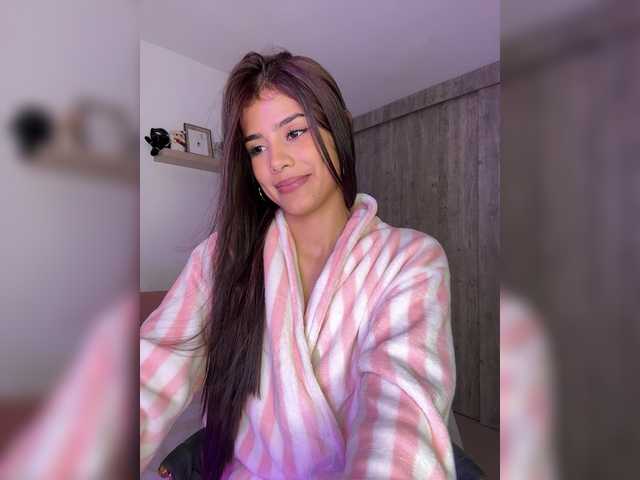 IsaBella-1 live cam on BongaCams