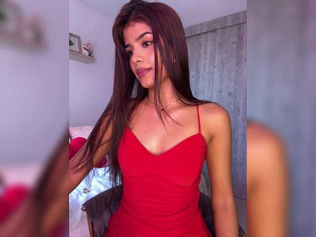 IsaBella-1 live cam on BongaCams