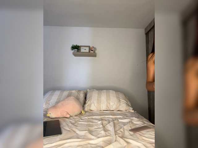 IsaBella-1 live cam on BongaCams