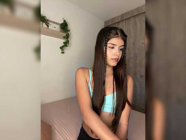 IsaBella-1 live cam on BongaCams