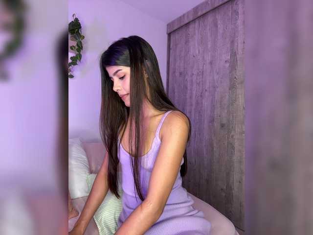 IsaBella-1 live cam on BongaCams