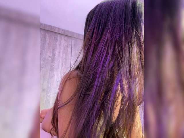 IsaBella-1 live cam on BongaCams