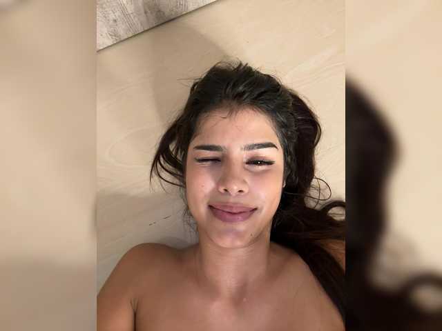 IsaBella-1 live cam on BongaCams
