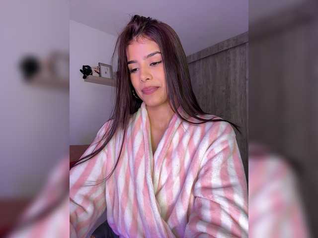 IsaBella-1 live cam on BongaCams