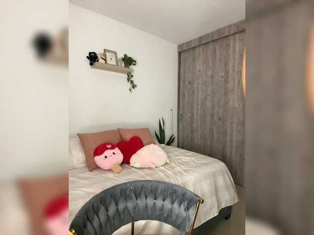 IsaBella-1 live cam on BongaCams