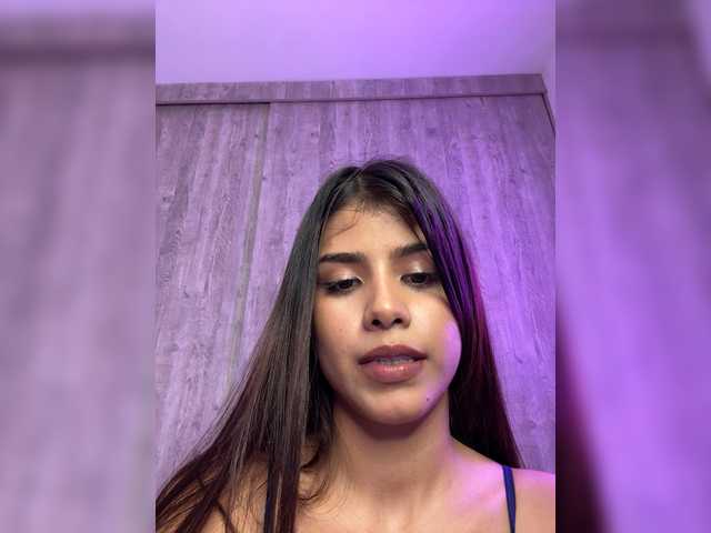 IsaBella-1 live cam on BongaCams