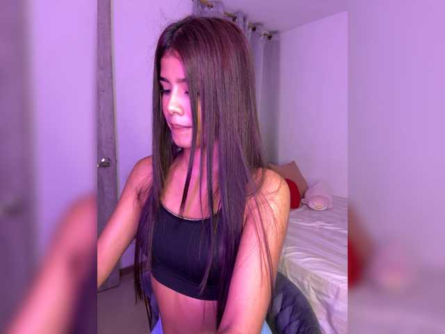 IsaBella-1 live cam on BongaCams