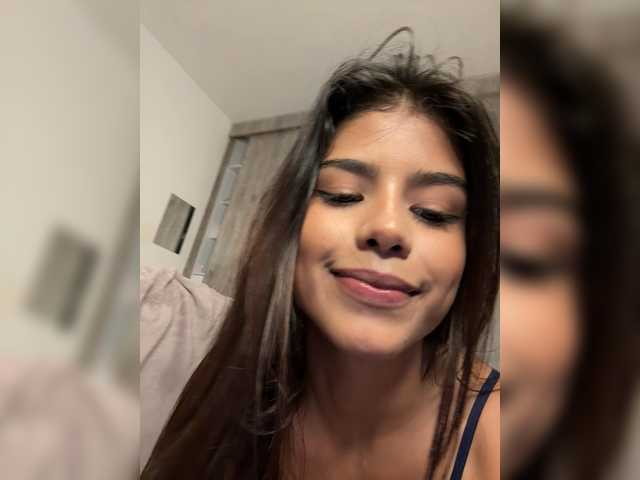 IsaBella-1 live cam on BongaCams