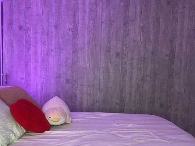 IsaBella-1 live cam