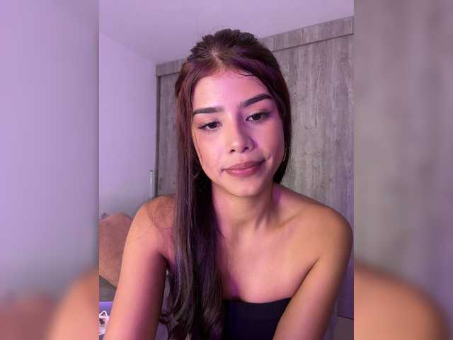 IsaBella-1 live cam on BongaCams