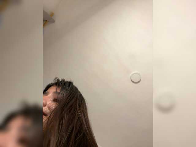 IsaBella-1 live cam on BongaCams