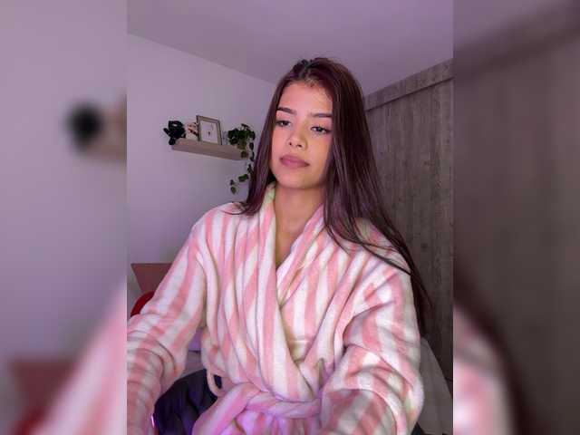 IsaBella-1 live cam on BongaCams