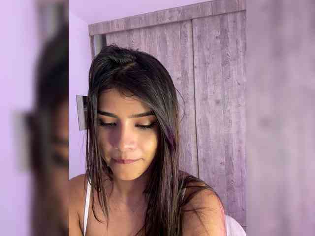 IsaBella-1 webcam