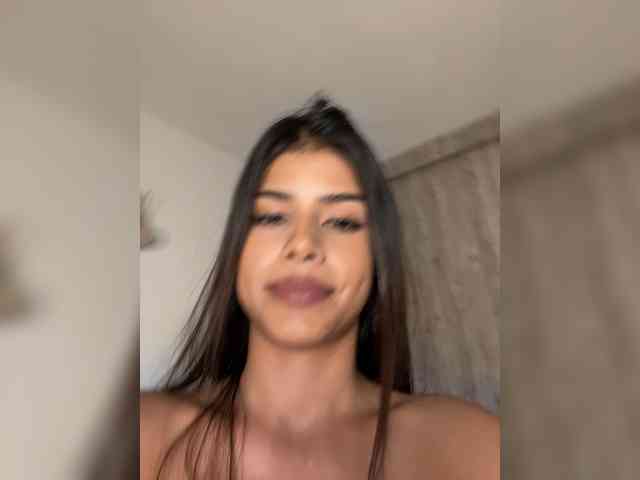 IsaBella-1 webcam