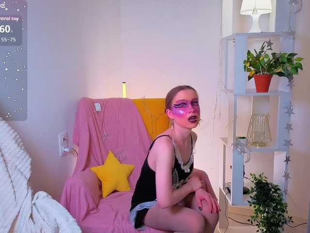 KarenSmitht's BongaCams show and profile