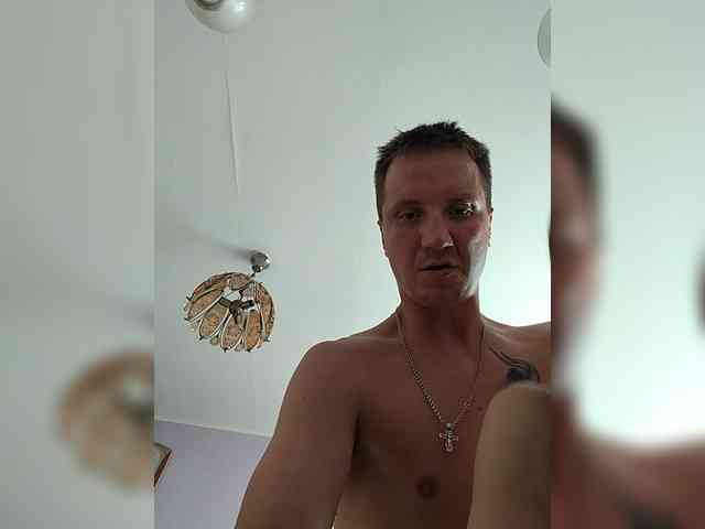LisaVolk25 webcam