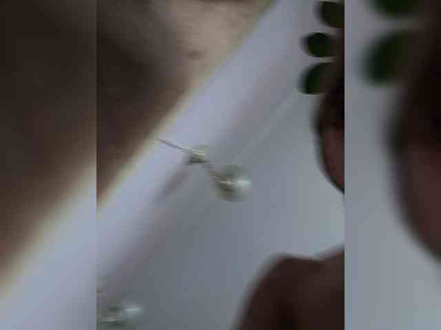 LisaVolk25 webcam