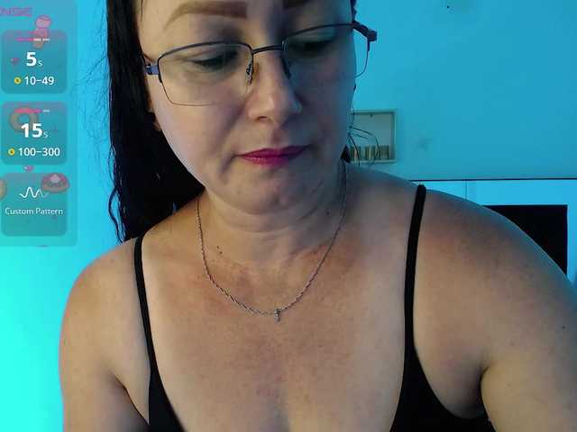 Milly-Sanchez live cam on BongaCams