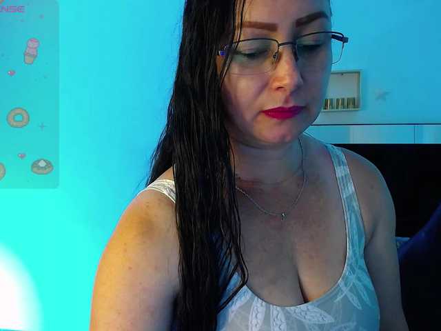 Milly-Sanchez live cam preview
