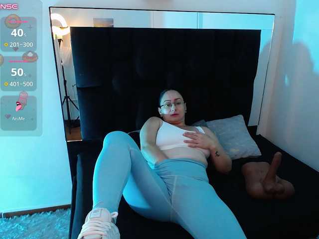 Milly-Sanchez live cam preview