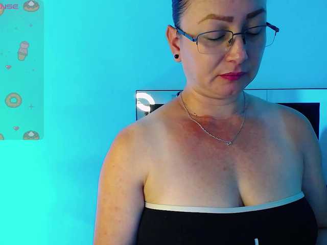 Milly-Sanchez live cam on BongaCams