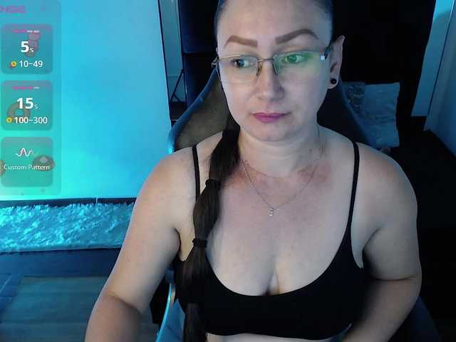 Milly-Sanchez live cam on BongaCams