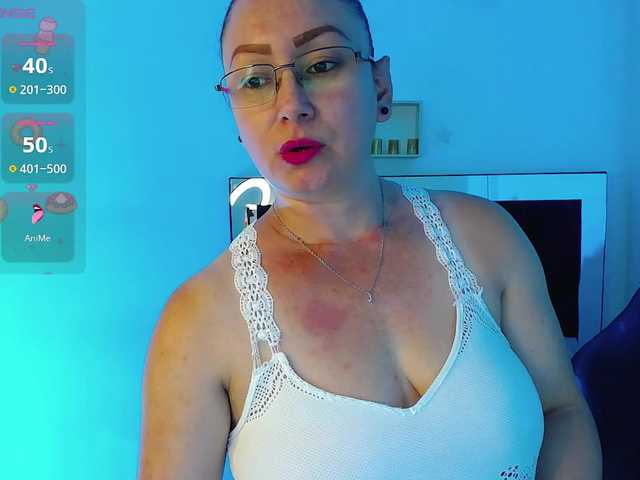 Milly-Sanchez live cam on BongaCams