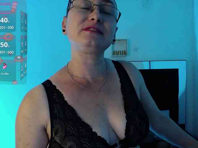 Milly-Sanchez webcam