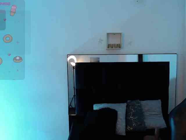 Milly-Sanchez webcam