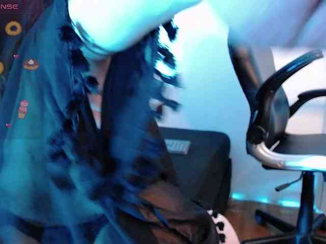 Milly-Sanchez webcam