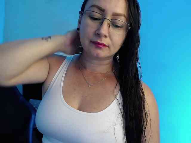 Milly-Sanchez webcam