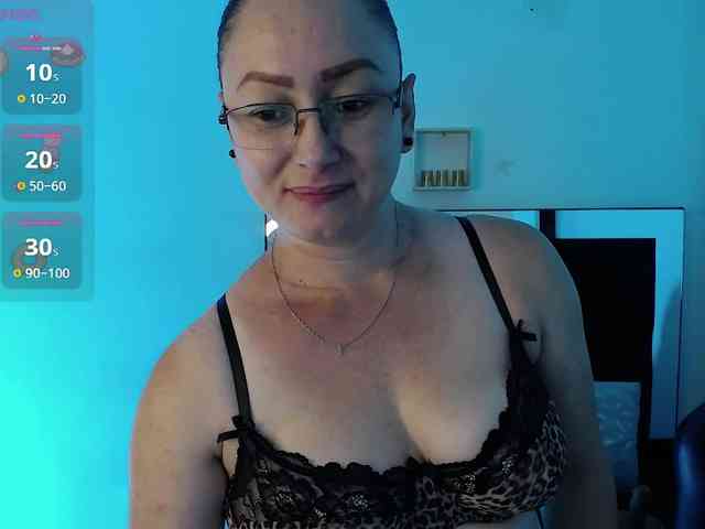 Milly-Sanchez webcam