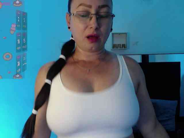 Milly-Sanchez webcam