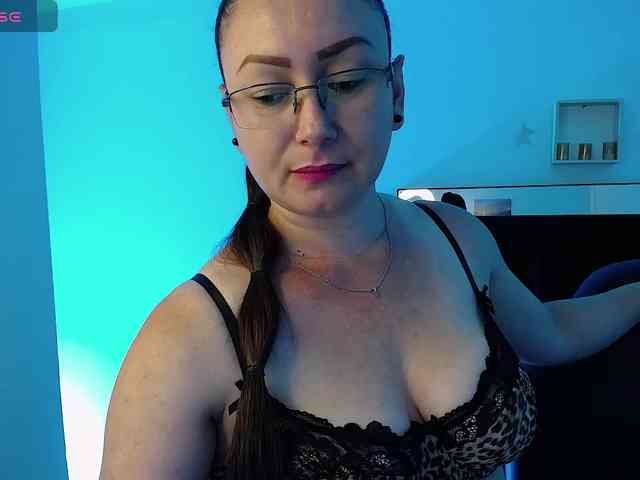 Milly-Sanchez webcam