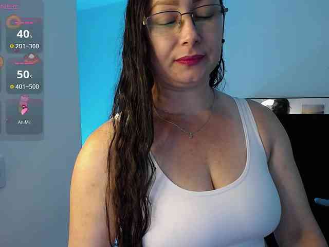Milly-Sanchez webcam