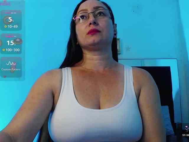 Milly-Sanchez webcam