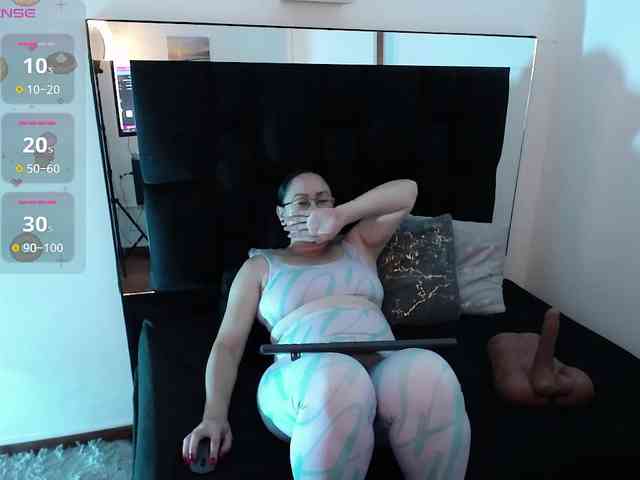 Milly-Sanchez webcam