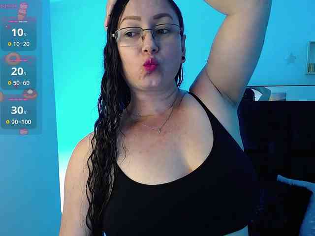 Milly-Sanchez webcam