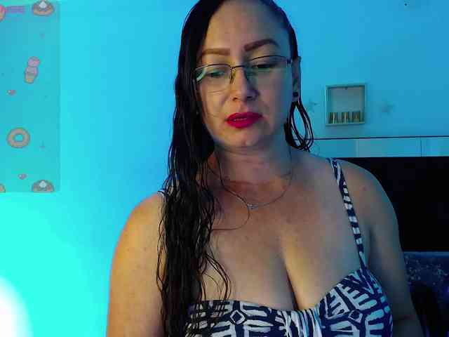 Milly-Sanchez webcam