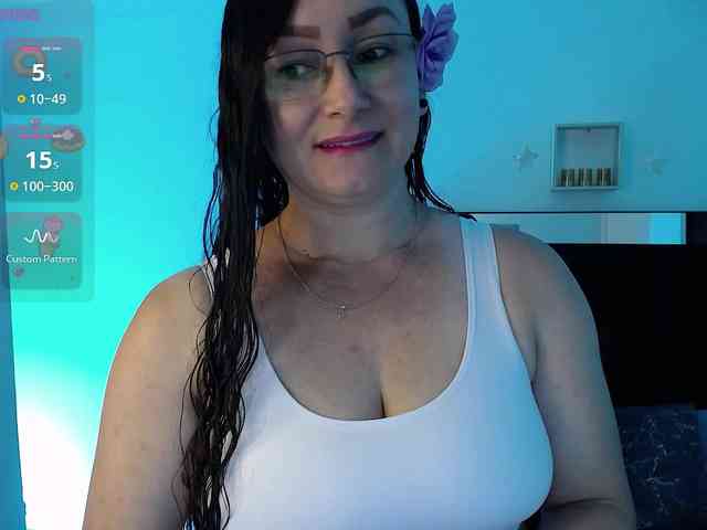 Milly-Sanchez webcam