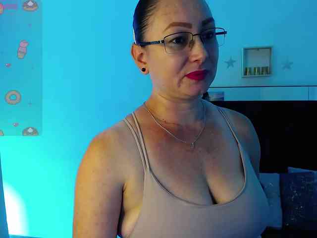Milly-Sanchez webcam