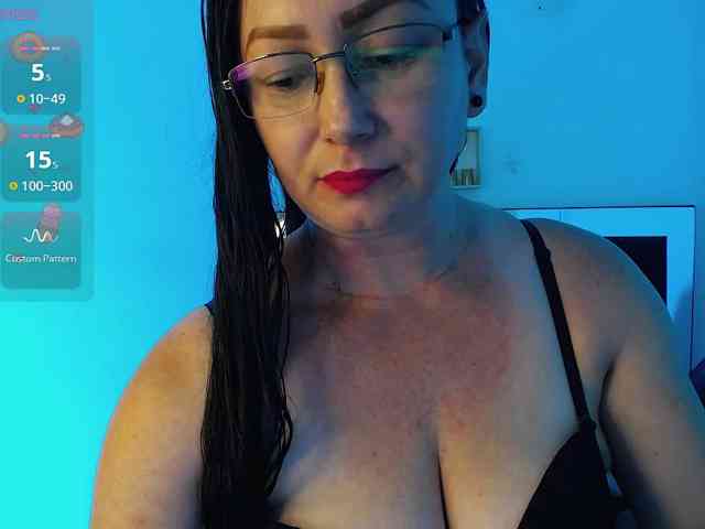 Milly-Sanchez webcam