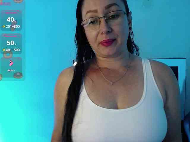 Milly-Sanchez webcam